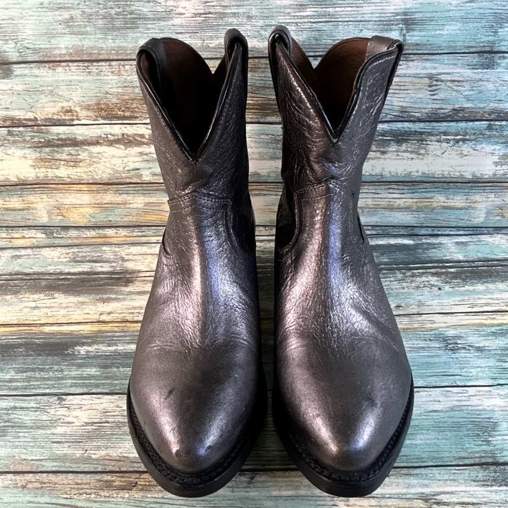 Frye Billy Short Western Boot Womens 9B Distressed Pewter Leather Ankle Cowboy